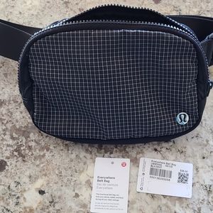 NWT Lululemon everywhere belt bag